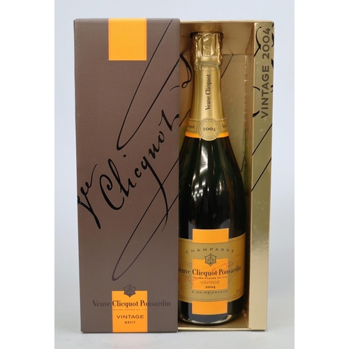 267 - 6 bottles of Veuve Clicquot Ponsardin vintage Champagne