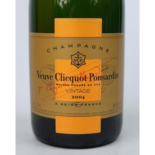 267 - 6 bottles of Veuve Clicquot Ponsardin vintage Champagne