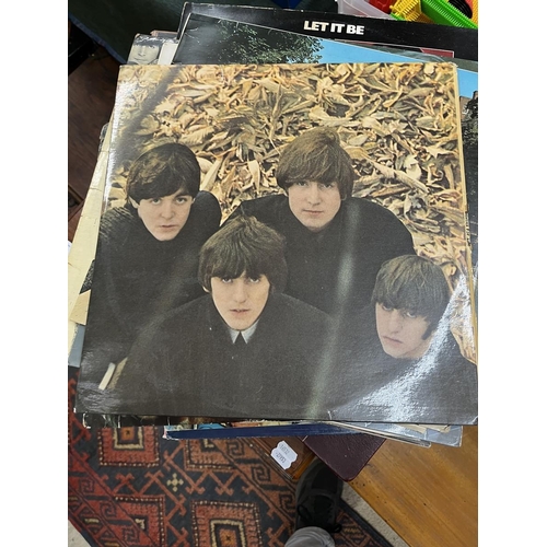 402 - Collection of Beatles records & ephemera