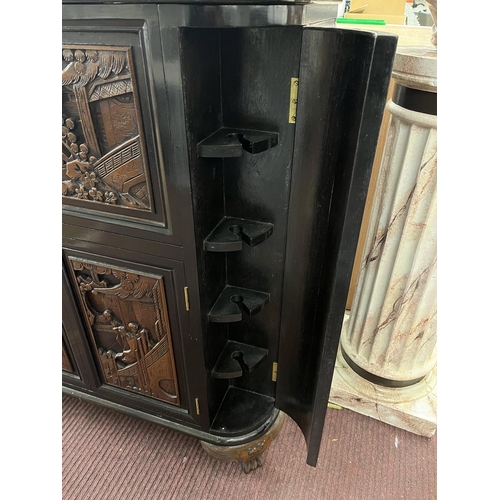 465 - Finely carved Oriental drinks cabinet - Approx W: 92cm  D: 46cm H: 108cm