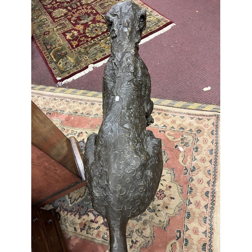 528 - Large signed bronze sculpture of a Cheetah - Approx height: 84cm