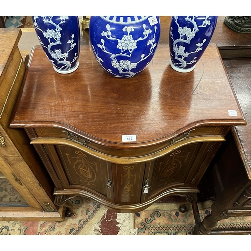 532 - Edwardian inlaid serpentine fronted side cabinet