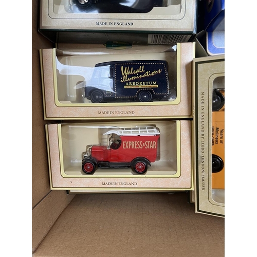 592 - Collection of die cast vehicles in original boxes