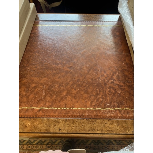 630 - Burr walnut leather top pedestal desk - Approx W: 121cm D: 61cm H: 76cm