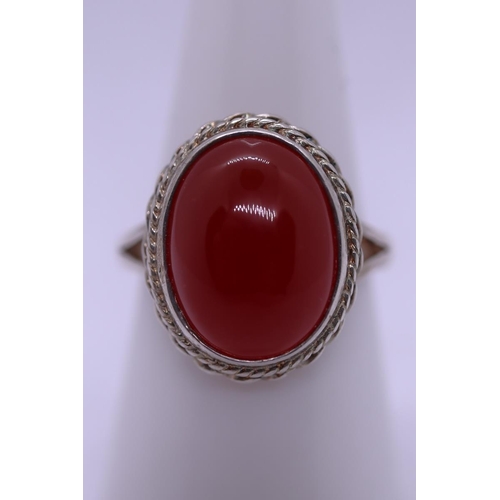 81 - Silver carnelian set ring - Size P