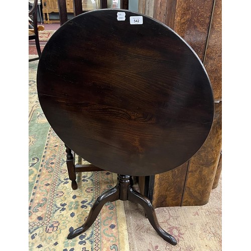 542 - Antique oak tilt-top table