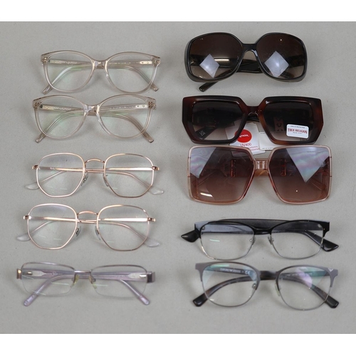 119 - Collection of designer glasses and sunglasses to include Rayban, Armarni etc