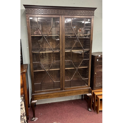 375 - Tall mahogany glazed book shelf - Approx W107cm D36cm H192cm