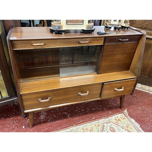 399 - G-Plan mid century drinks cabinet - Approx W122cm D49cm H96cm