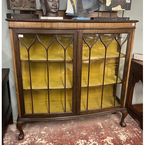 415 - Mahogany display cabinet on ball and claw feet - Approx W122cm D39cm H135cm