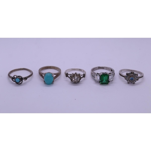 51 - 5 silver stone set rings