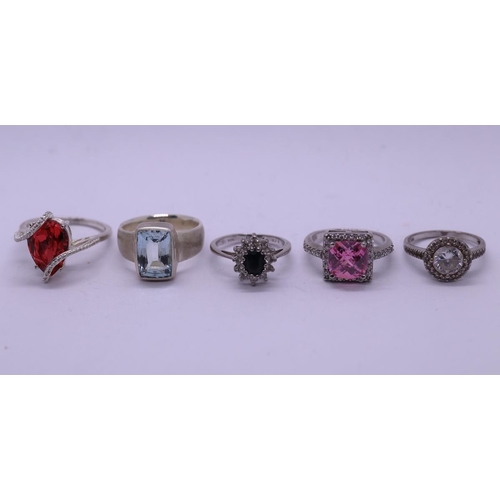 80 - 5 silver stone set rings