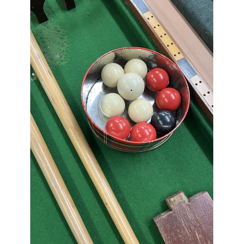 246 - Early 20thC bagatelle game