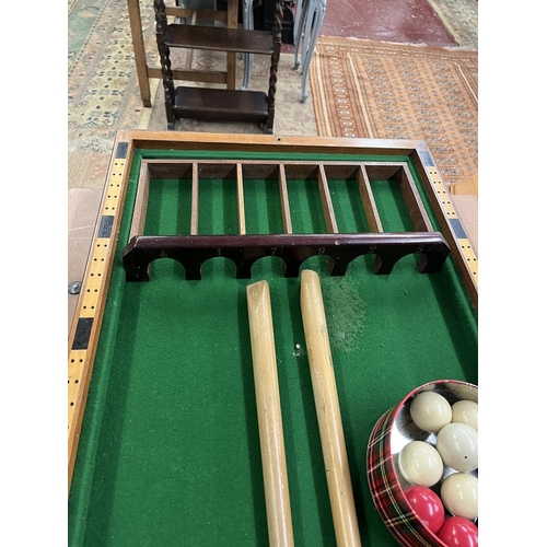 246 - Early 20thC bagatelle game