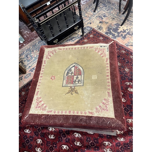 425 - Antique Ottoman