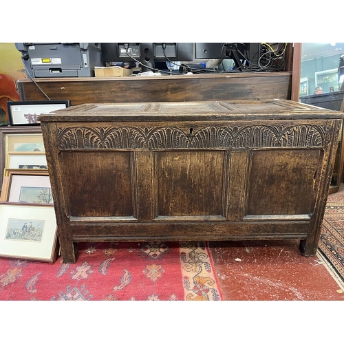 446 - Early oak coffer