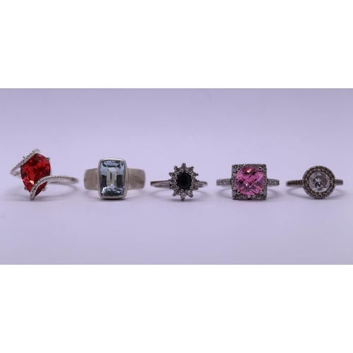 80 - 5 silver stone set rings