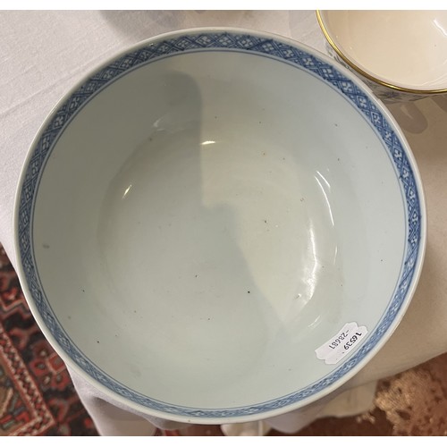 190 - Collection of Nanking Cargo blue and white china