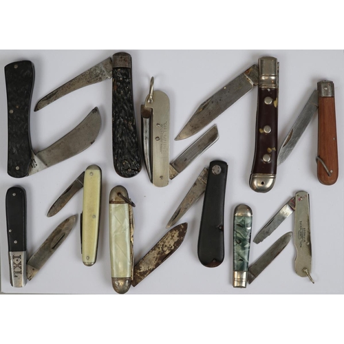 103 - Vintage penknives including IXL, Richards, Tayler 'Eye Witness', H.M. Girl Guide, a Hawkbill pruner ... 