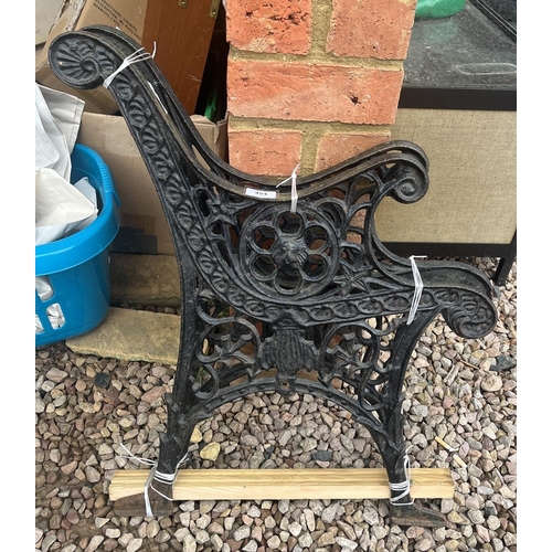 454 - Pair of cast iron bench ends