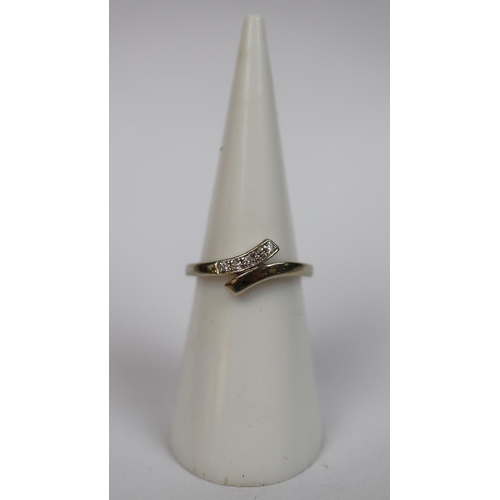 51 - 9ct white gold 5 stone diamond ring - Approx 2g - Size K