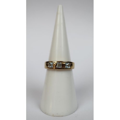 52 - 9ct gold 3-stone ring - Approx 2.6g - Size K