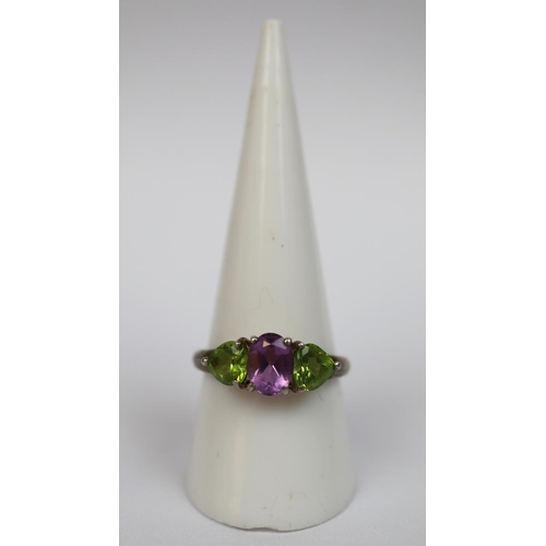 6 - Silver amethyst & peridot set ring - Size R