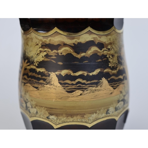 127 - Haida glass vase - Approx H: 23cm