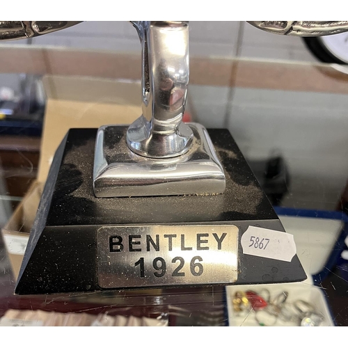 221 - Bentley Flying Spur ornament