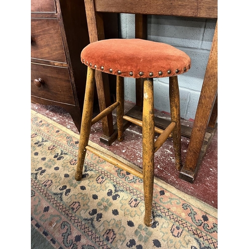 257 - School desk together with stool