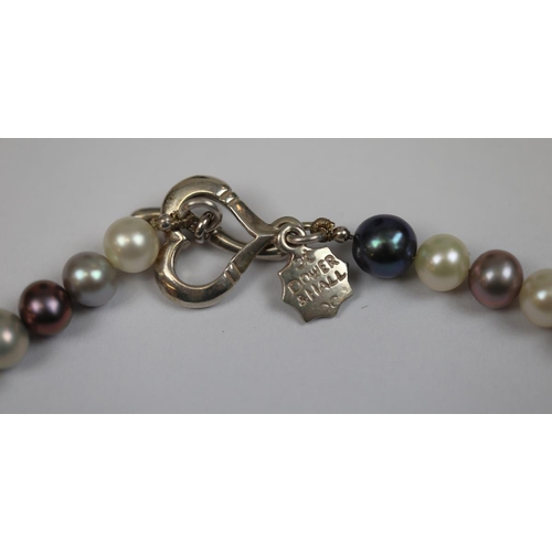 43 - Silver clasped pearl necklace