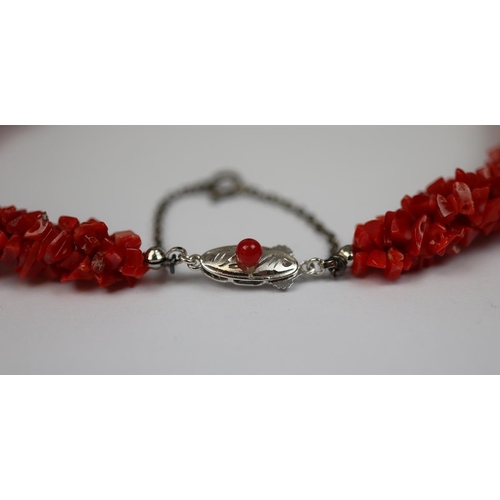 48 - Silver clasped coral necklace