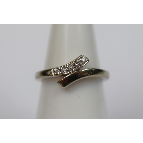 51 - 9ct white gold 5 stone diamond ring - Approx 2g - Size K