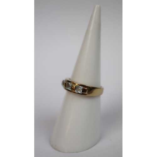 52 - 9ct gold 3-stone ring - Approx 2.6g - Size K