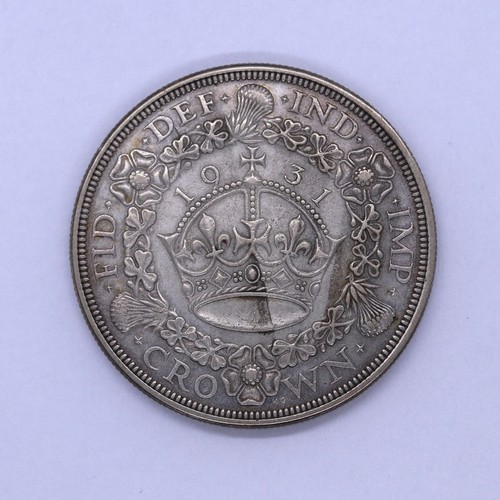 90 - Silver 1931 crown together with 2 silver proof 1977 crowns