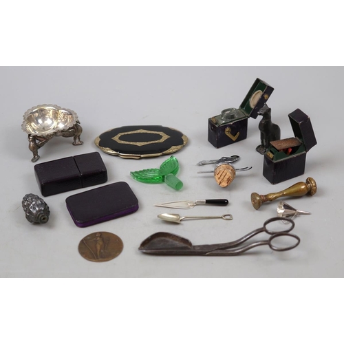 147 - Small collection of collectables, inc. Candle scissors, matching travel ink-well and vesta matches c... 