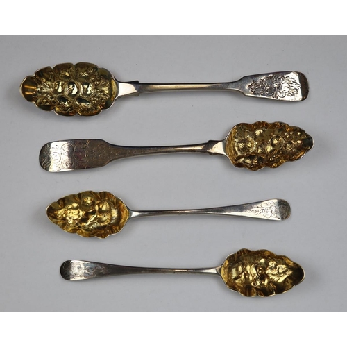 15 - 4 hallmarked silver berry tea spoons - Approx 61g