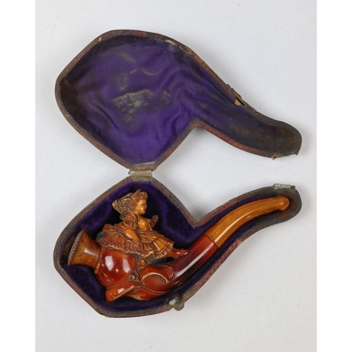 161 - Antique 'Victorian Child' design carved Meerschaum pipe/Cheroot holder with amber stem in fitted cas... 