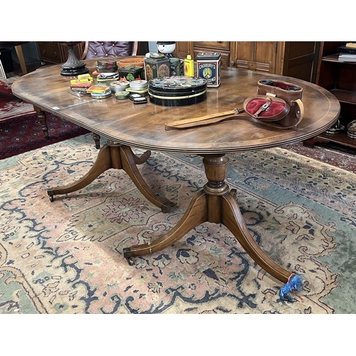 446 - Edwardian yew wood pedestal dining table - Approx L: 180cm W: 104cm H: 75cm