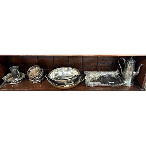 462 - Collection of silver plate items