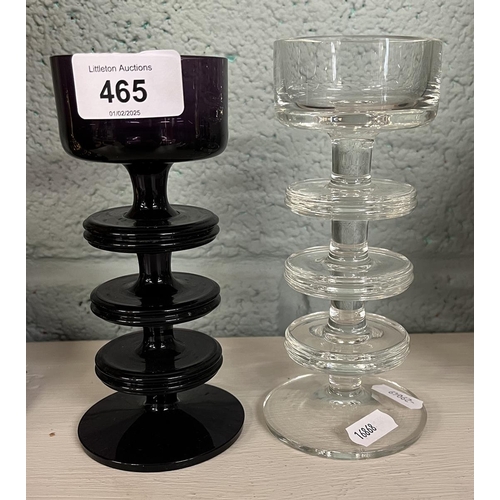 465 - 2 Wedgwood disc candlesticks - Approx H: 16cm