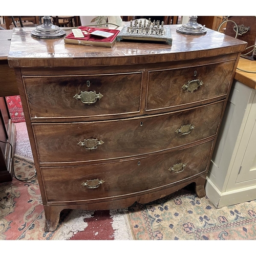 502 - 2 over 2 bow fronted chest of drawers - Approx W: 91cm D: 47cm H: 89cm