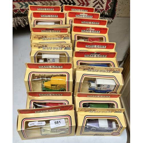 581 - Collection of diecast vehicles in original boxes