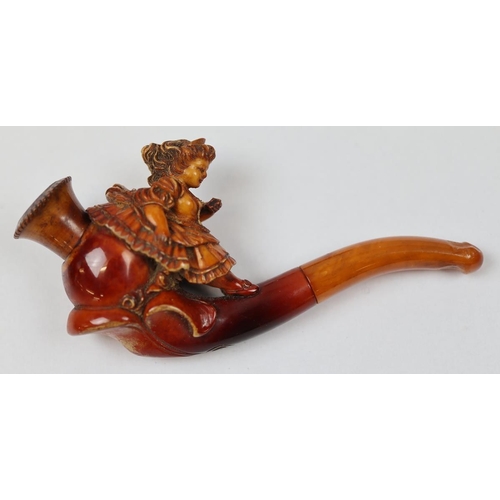 161 - Antique 'Victorian Child' design carved Meerschaum pipe/Cheroot holder with amber stem in fitted cas... 