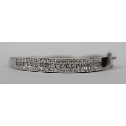 31 - Heavy silver stone set bangle