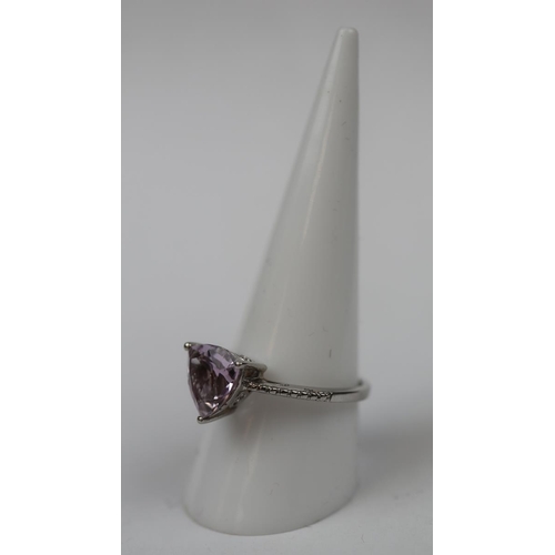 47 - Silver amethyst set ring - Size R