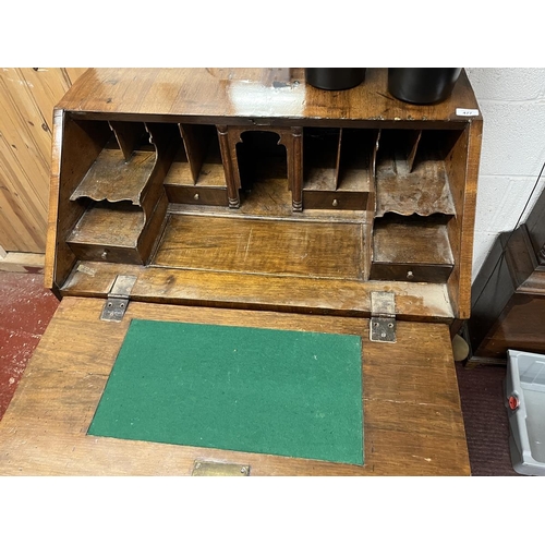 477 - Antique walnut bureau - Approx W: 84cm D: 53cm H: 102cm