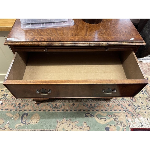 510 - Burr walnut inlaid bachelor chest of drawers - Approx W: 82cm D: 48cm H: 81cm