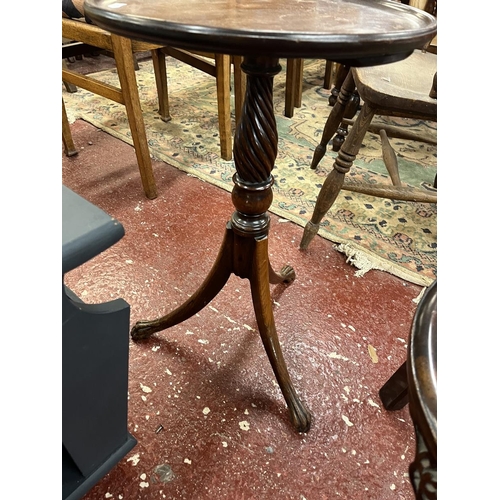 548 - Antique mahogany wine table