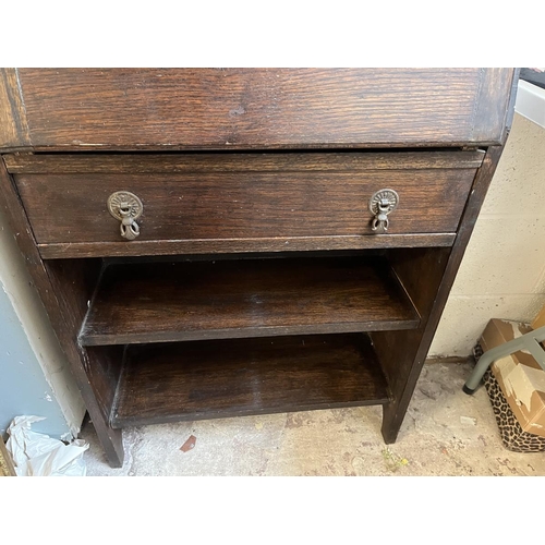 568 - Antique oak students bureau